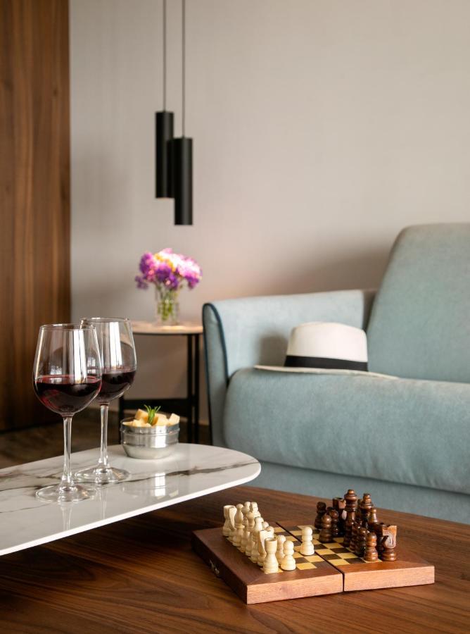 Mercure Larnaca Beach Resort Bagian luar foto