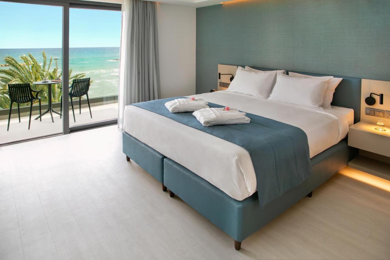 Mercure Larnaca Beach Resort Bagian luar foto