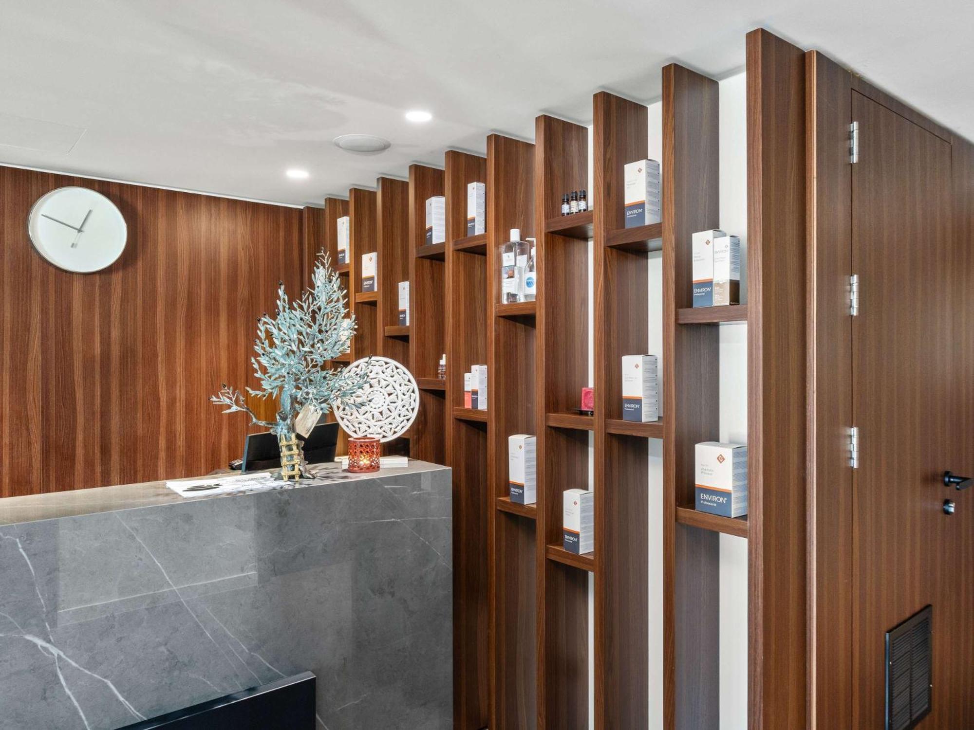 Mercure Larnaca Beach Resort Bagian luar foto